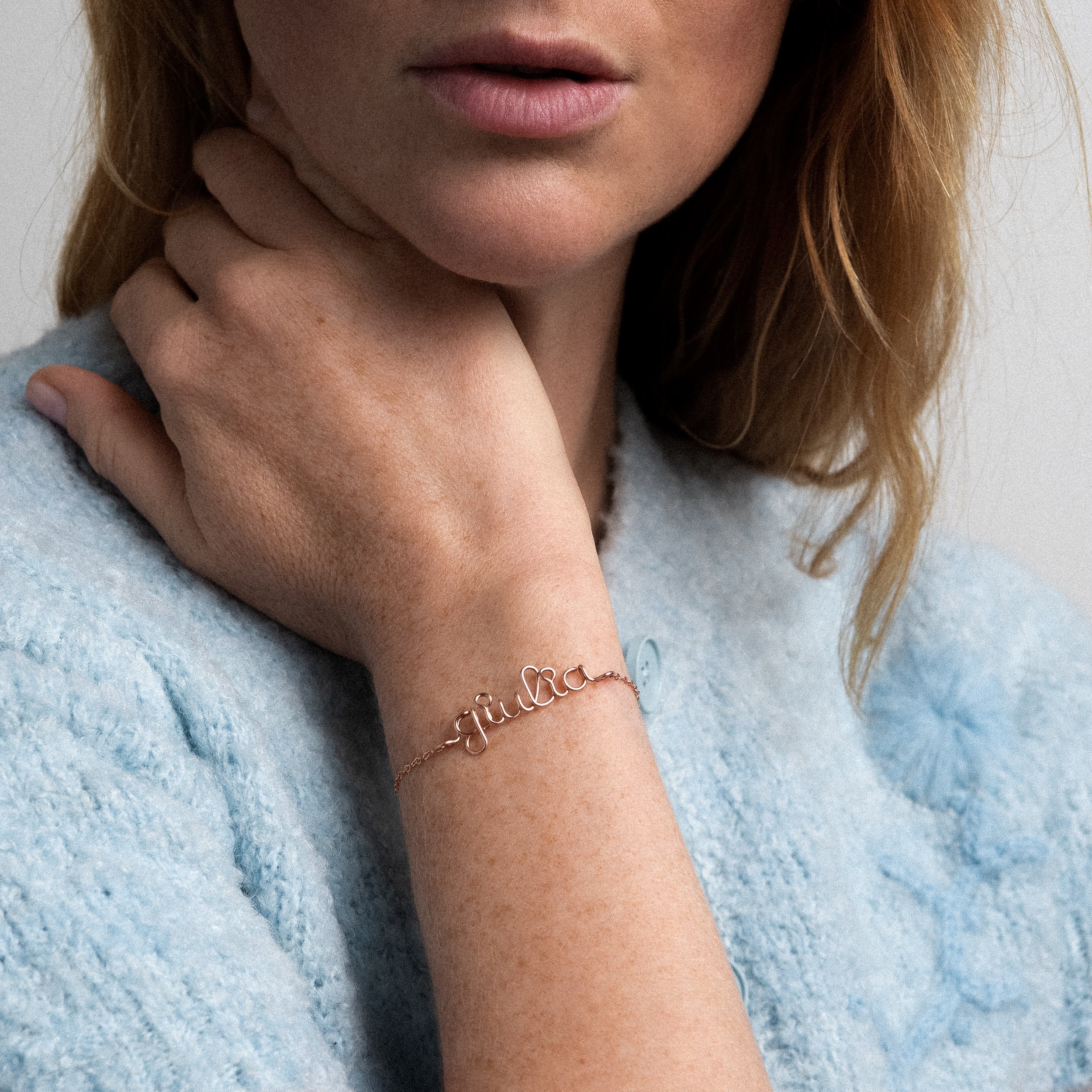 Richelieu chain Bracelet name personalisation rose gold worn on wrist handcrafted Atelier Paulin Australia