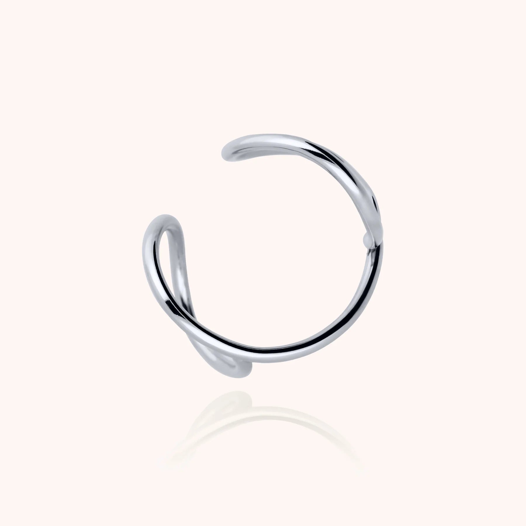 Outline Ring Letter O - Silver