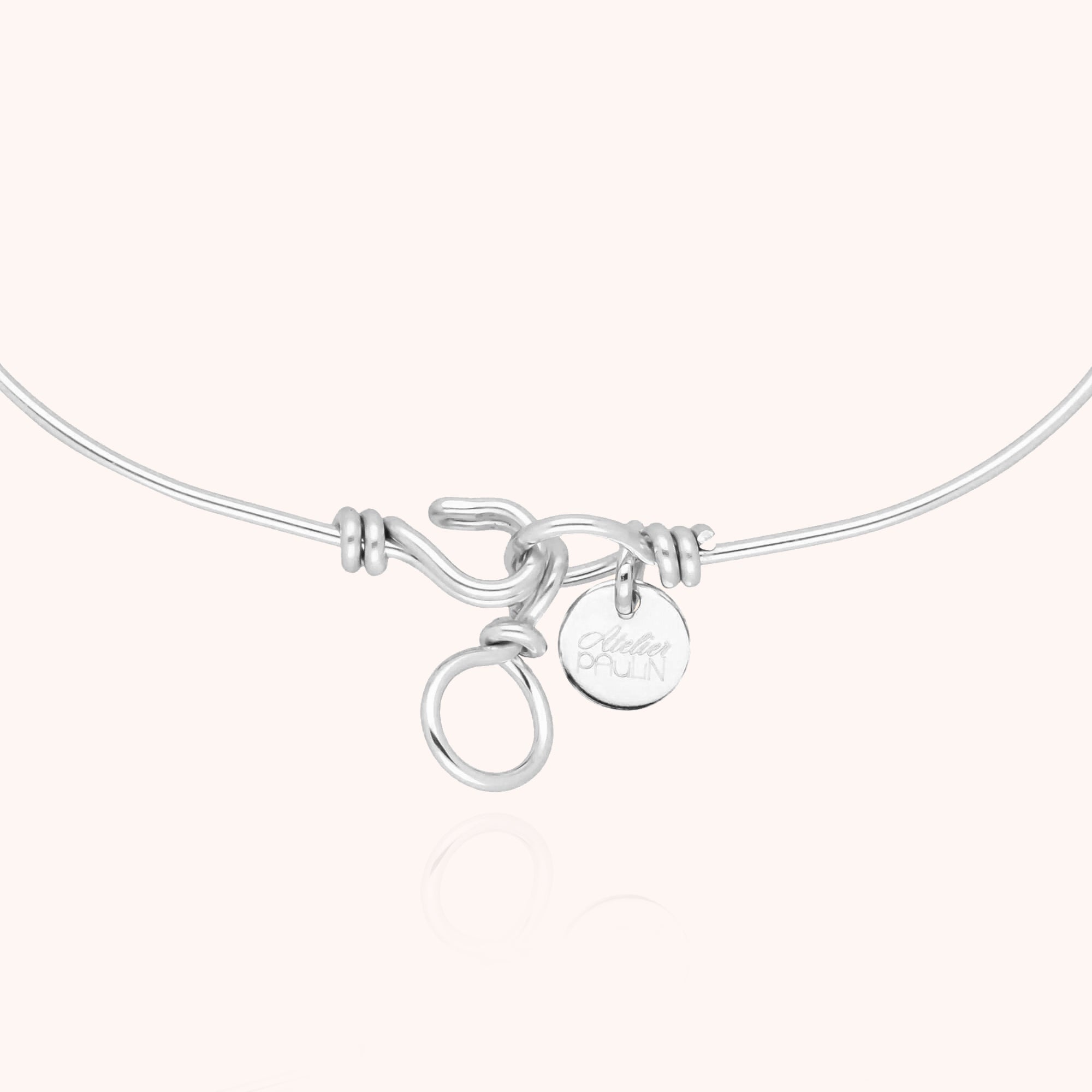 Original bracelet with french word Amour silver zoom on closing clasp
