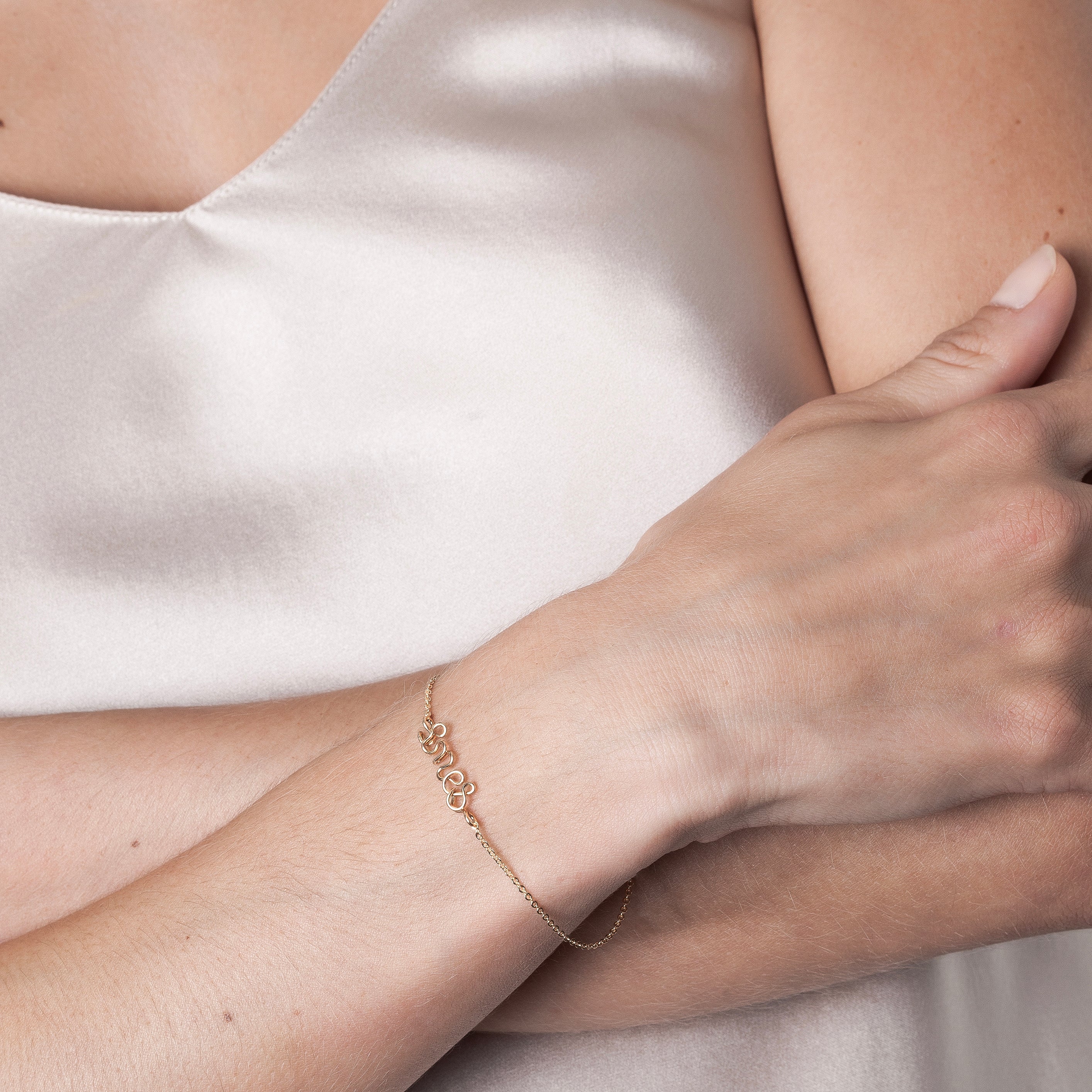 Richelieu chain Bracelet name personalisation yellow gold worn on wrist handcrafted Atelier Paulin Australia