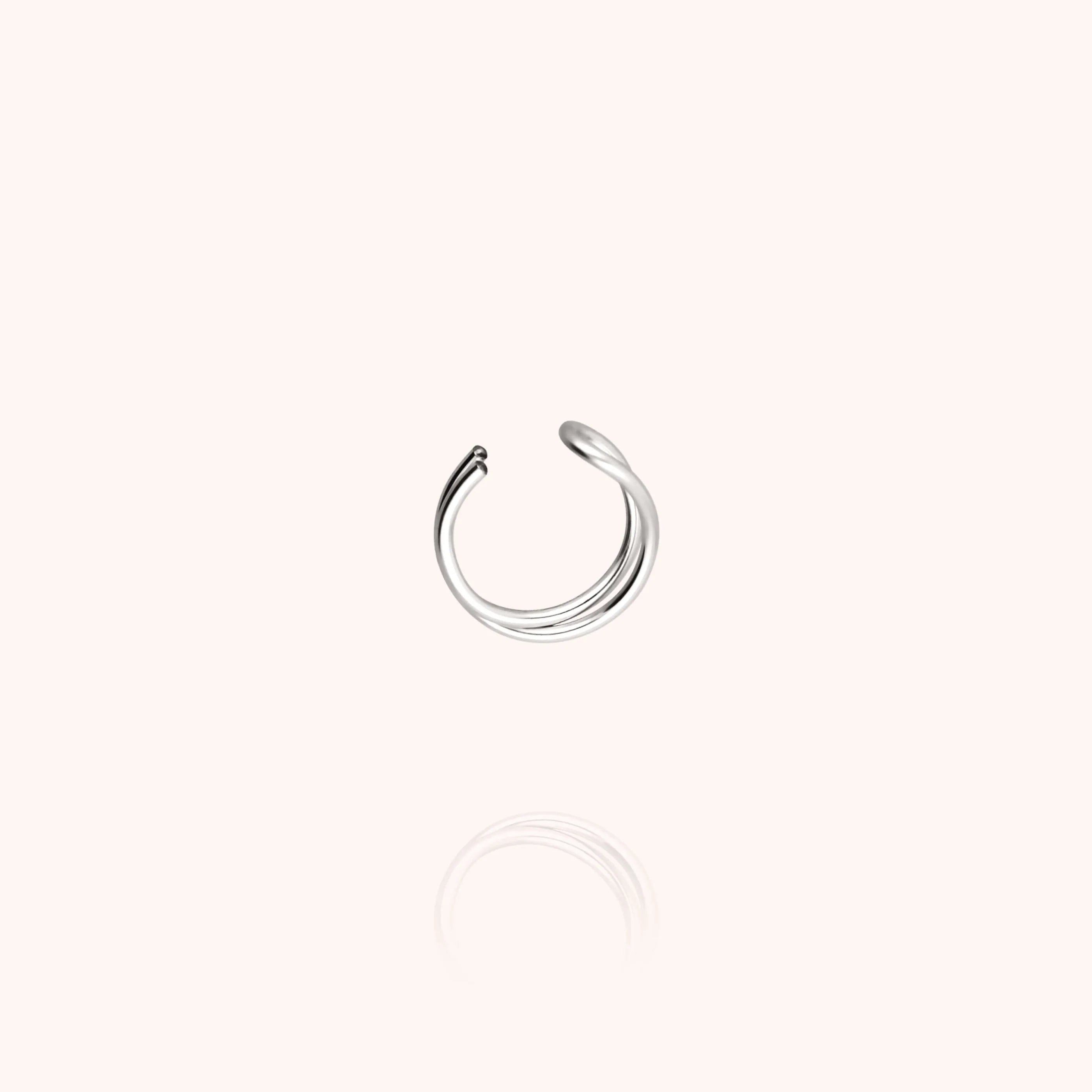 Outline Ear Cuff Letter L - Silver