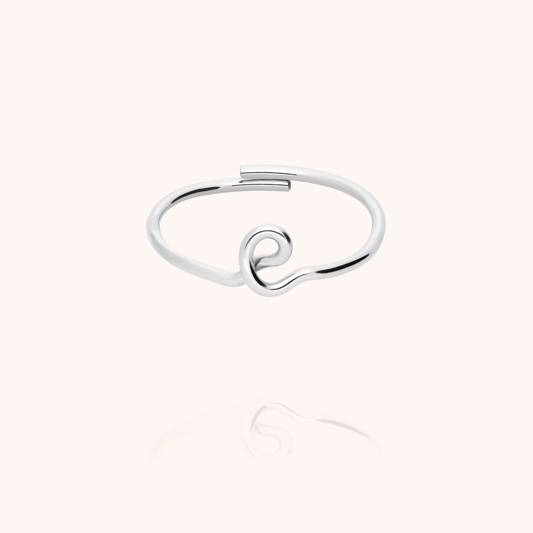 Initials ring with letter e personalisation silver handmade Atelier Paulin Australia --letter_e