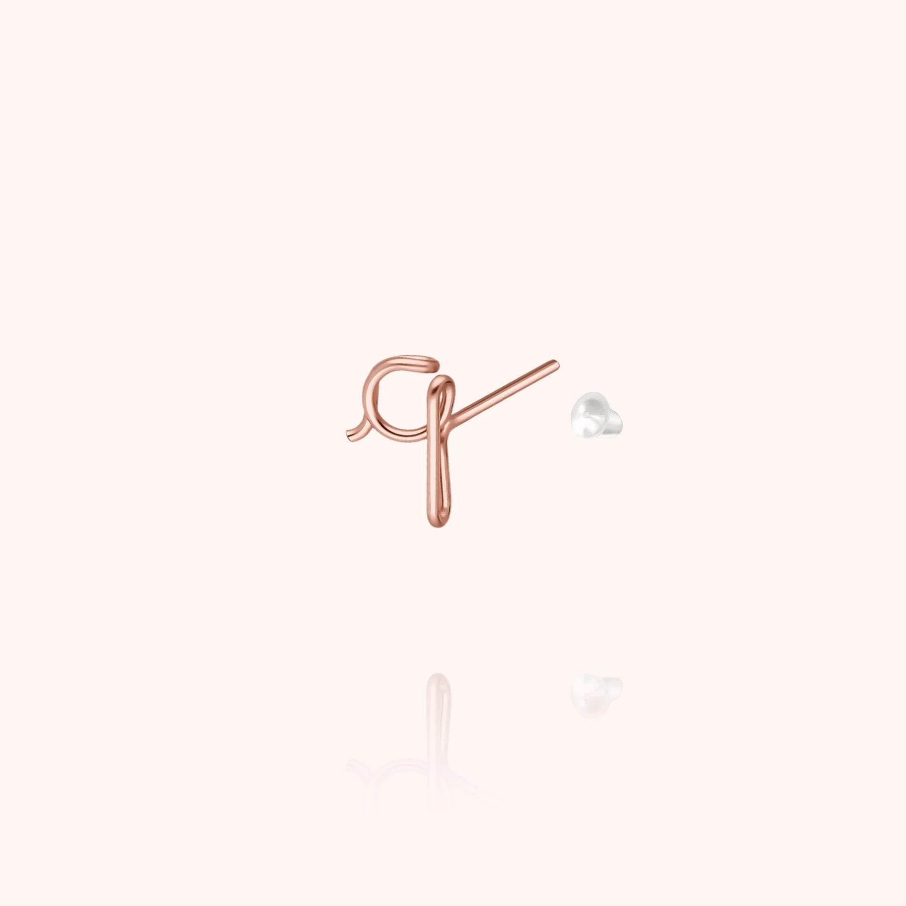 personalised jewellery initial stud earring letter q 14k rose gold-filled handcrafted Atelier Paulin Australia